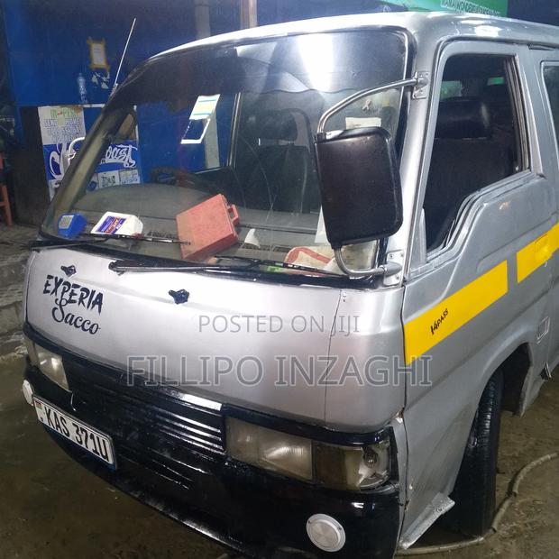 Nissan Caravan (Urvan) 2000 Silver - thumbnail 6