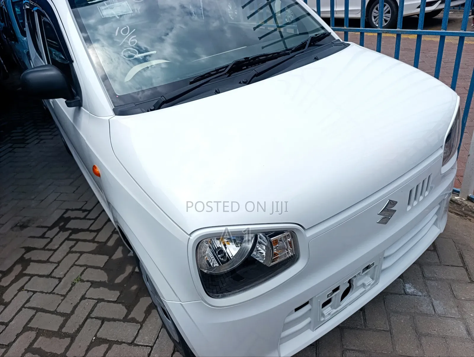 Suzuki Alto 2018 White