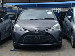 Toyota Vitz 1.0 FWD 5dr 2019 Gray