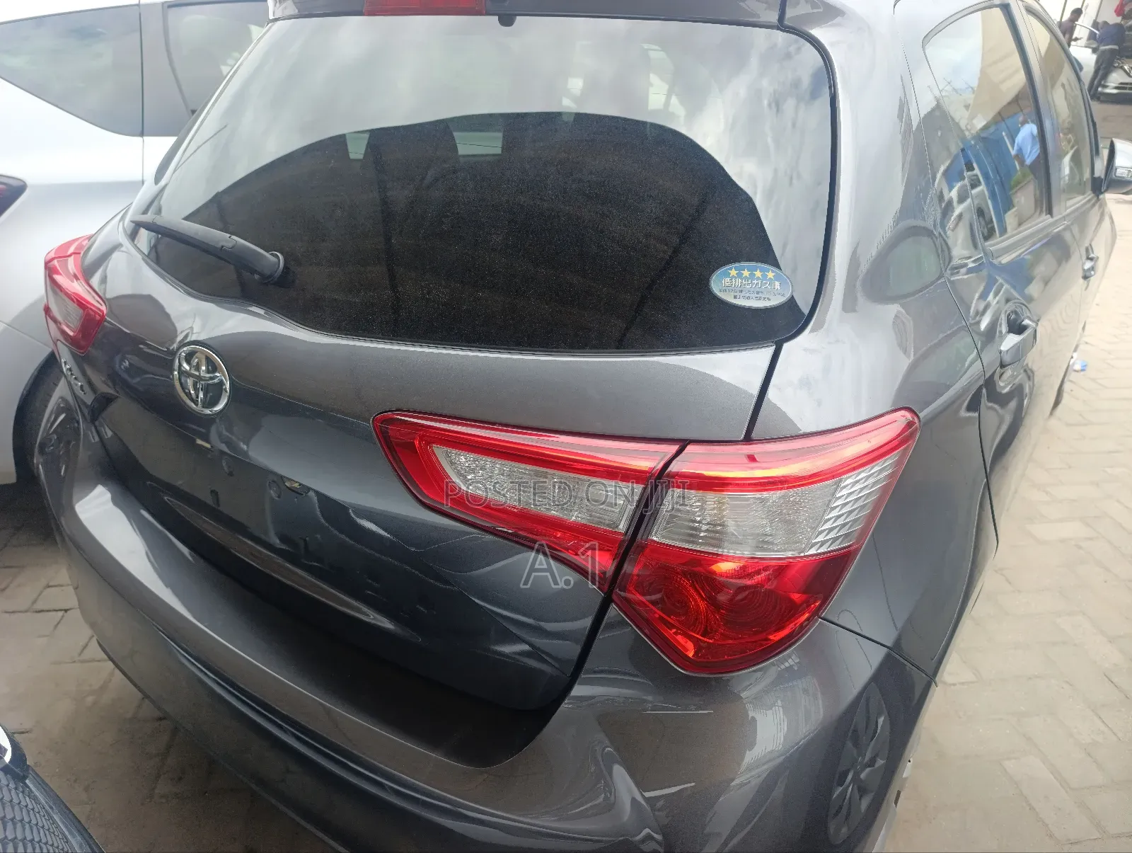 Toyota Vitz 1.0 FWD 5dr 2019 Gray