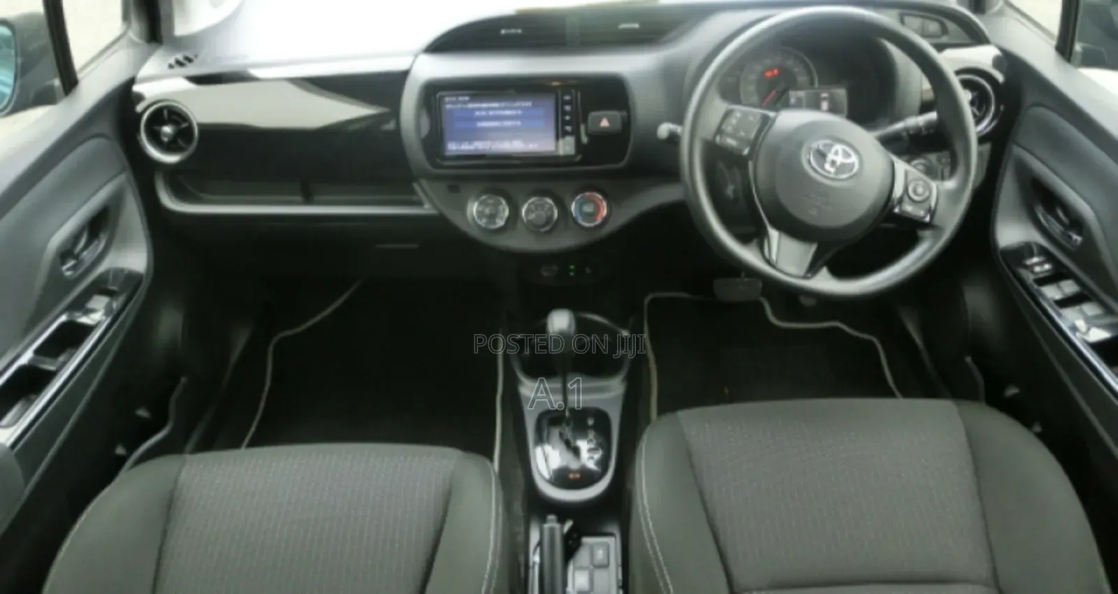 Toyota Vitz 1.0 FWD 5dr 2019 Gray