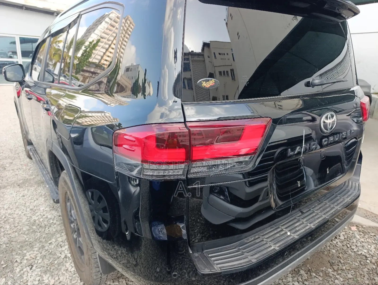 Toyota Land Cruiser LC300 2022 Black