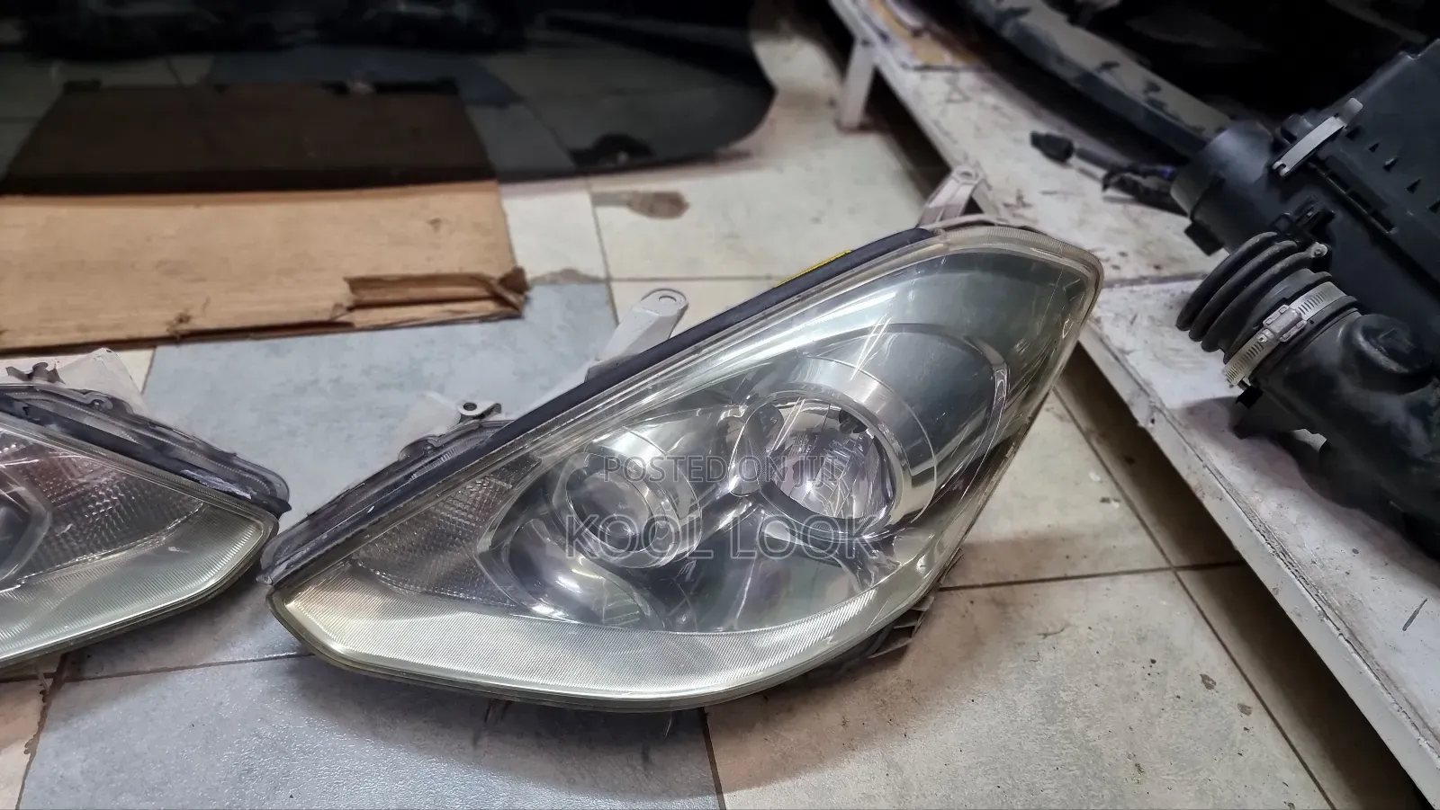 Toyota Caldina Chopper Headlights
