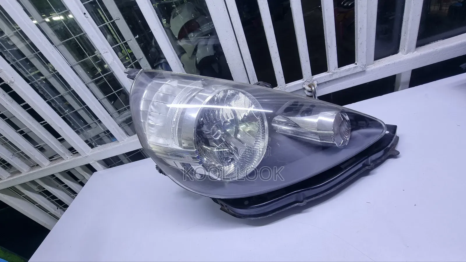 Honda Fit 2006 Headlight Xenon