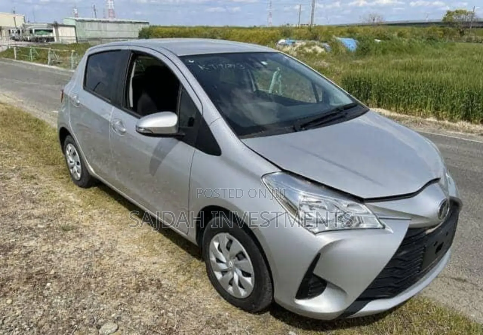 Toyota Vitz 1.0 FWD 5dr 2019 Silver