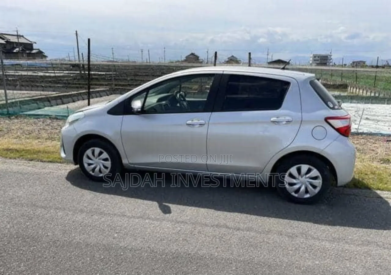 Toyota Vitz 1.0 FWD 5dr 2019 Silver