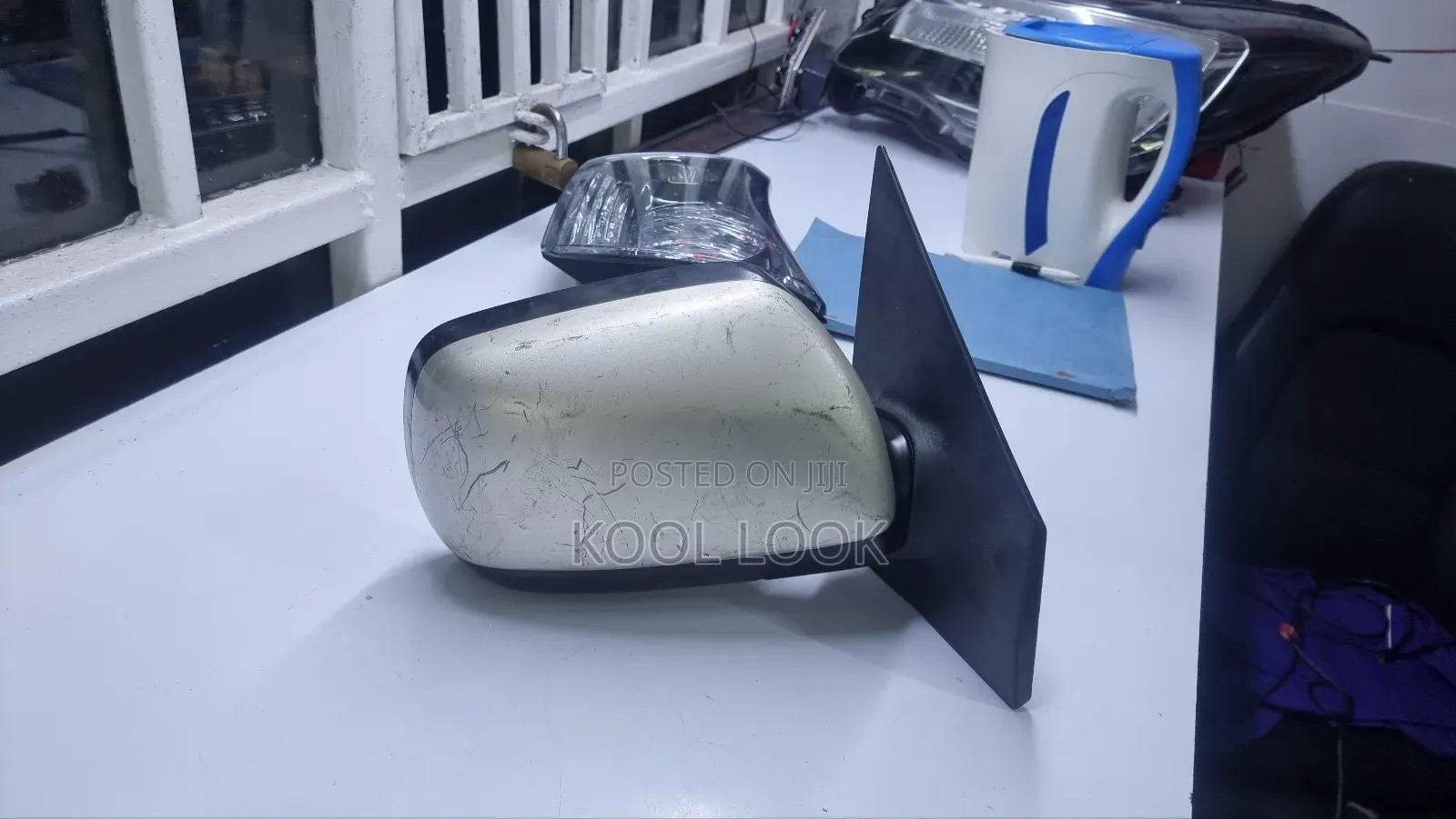 Toyota Raum Sidemirror