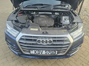 Audi Q5 2.0T Premium AWD quattro 2018 Blue