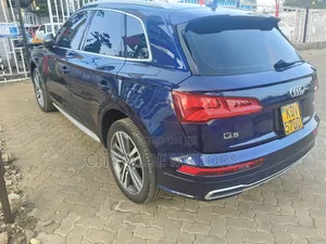 Audi Q5 2.0T Premium AWD quattro 2018 Blue