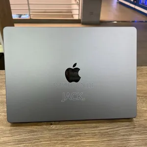 Laptop Apple MacBook Pro 2020 M1 32GB Apple M1 Max SSD 1T