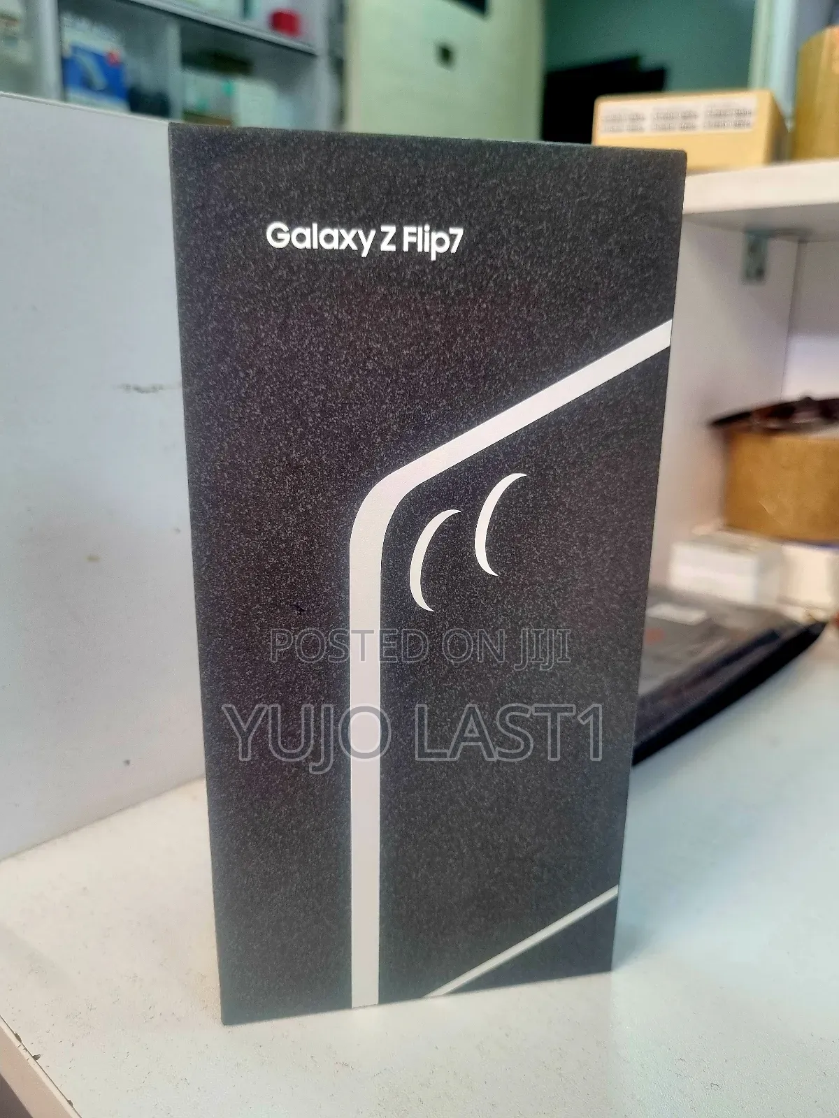 New Samsung Galaxy Z Flip7 256 GB Blue