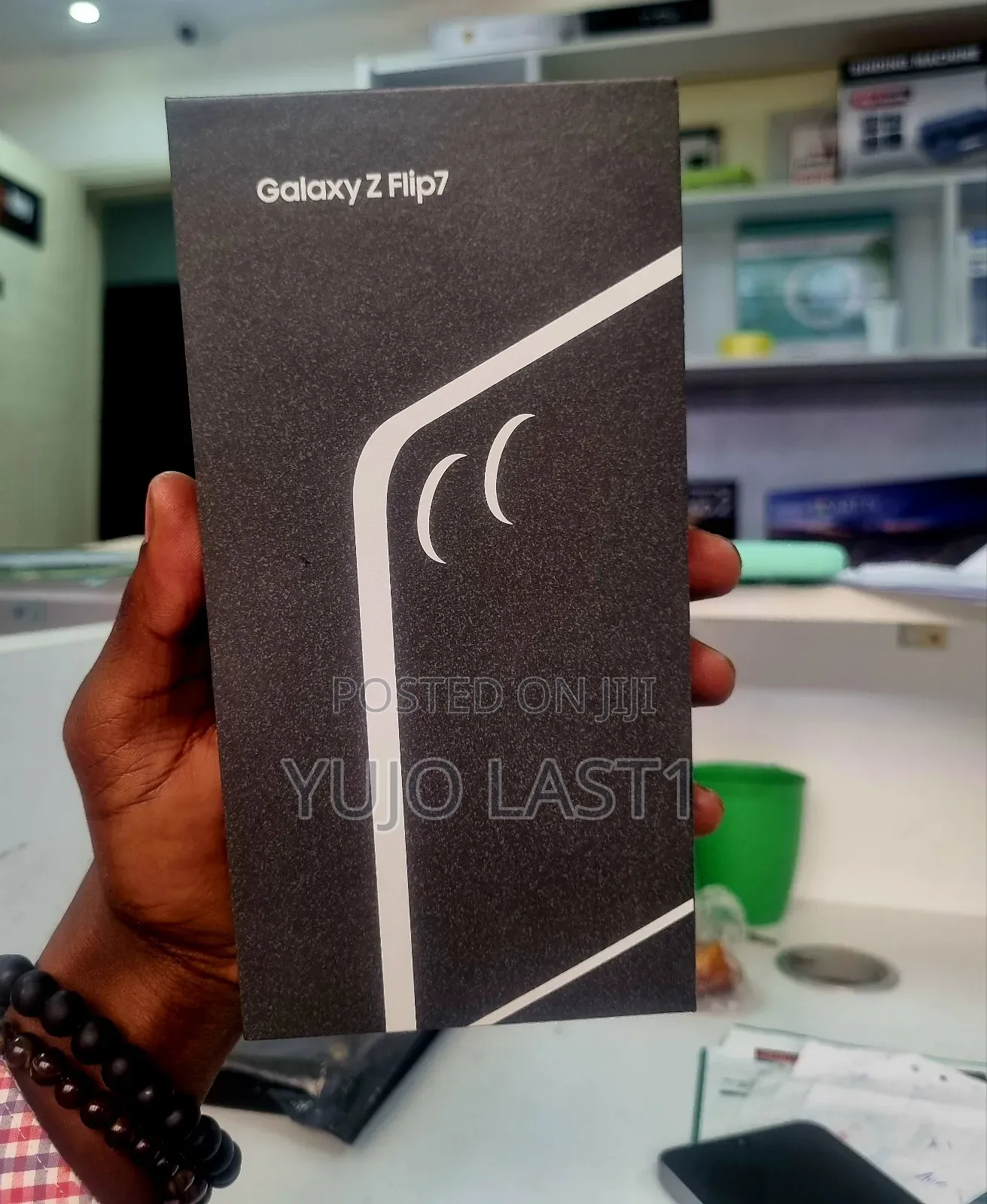 New Samsung Galaxy Z Flip7 256 GB Blue