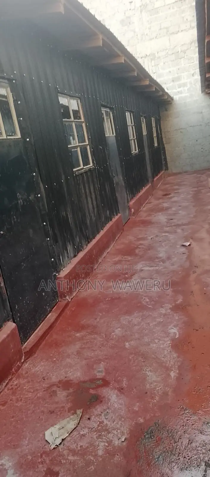 For Sale – 40/60 Plot,With Title + 9 New Single Rooms