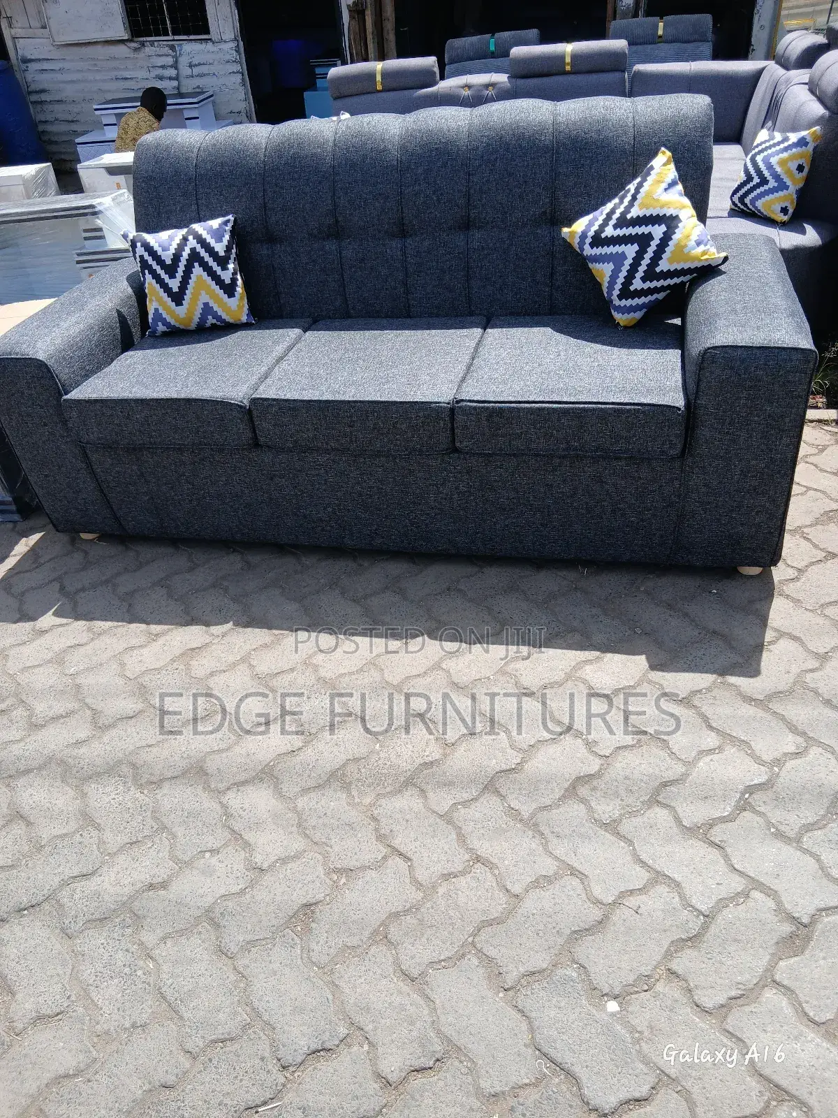Available Sofa Set for Sell
