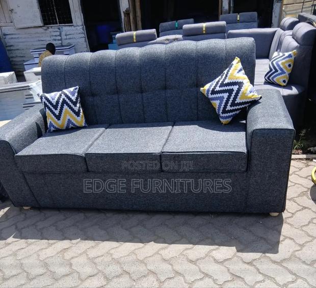 Available Sofa Set for Sell - main view