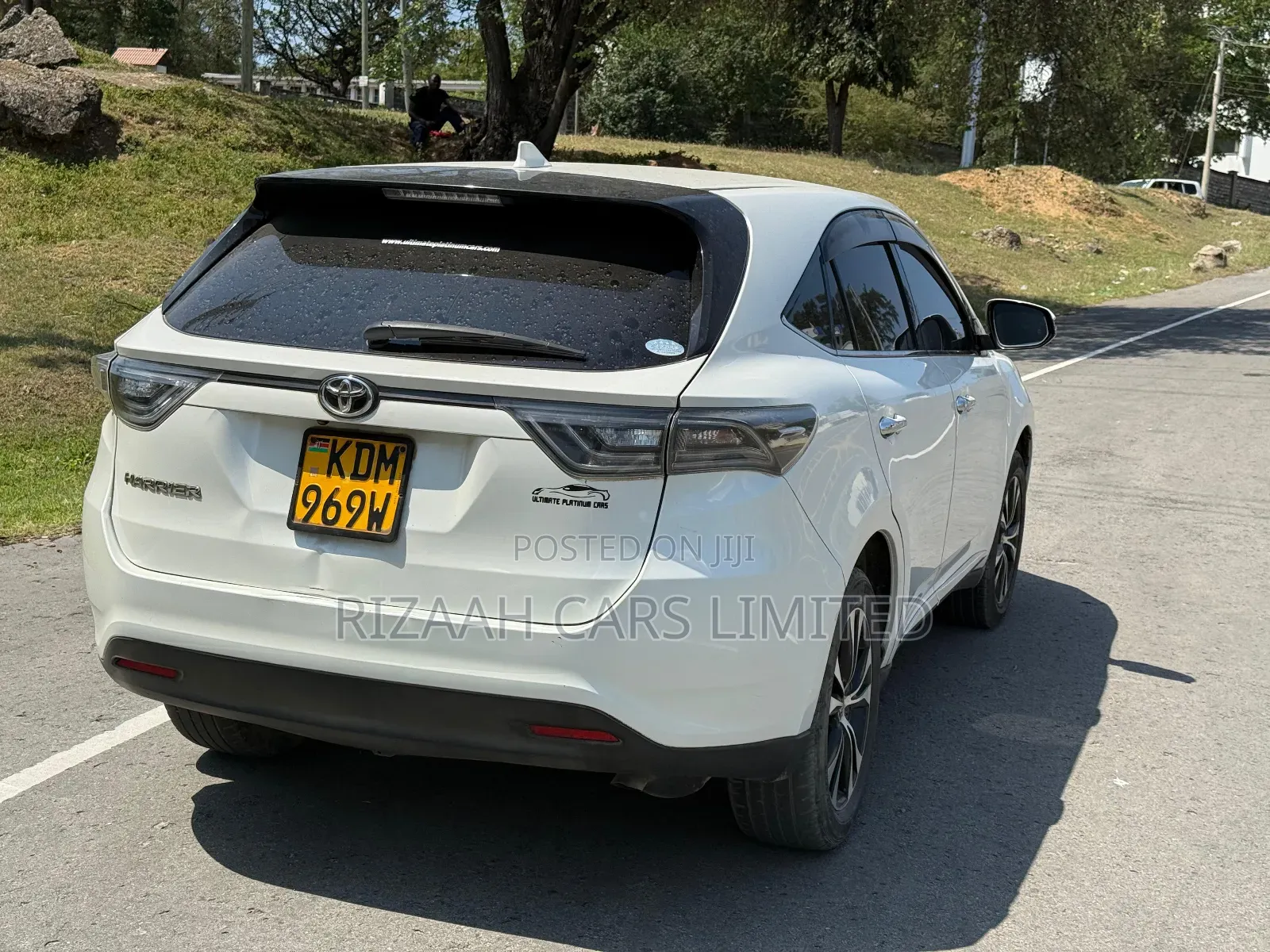 Toyota Harrier 2.0 2016 White
