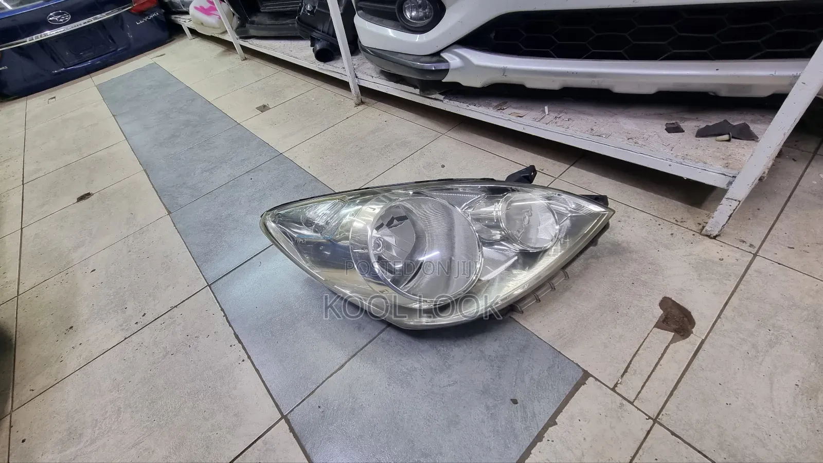 Nissan Note 2098 Headlight