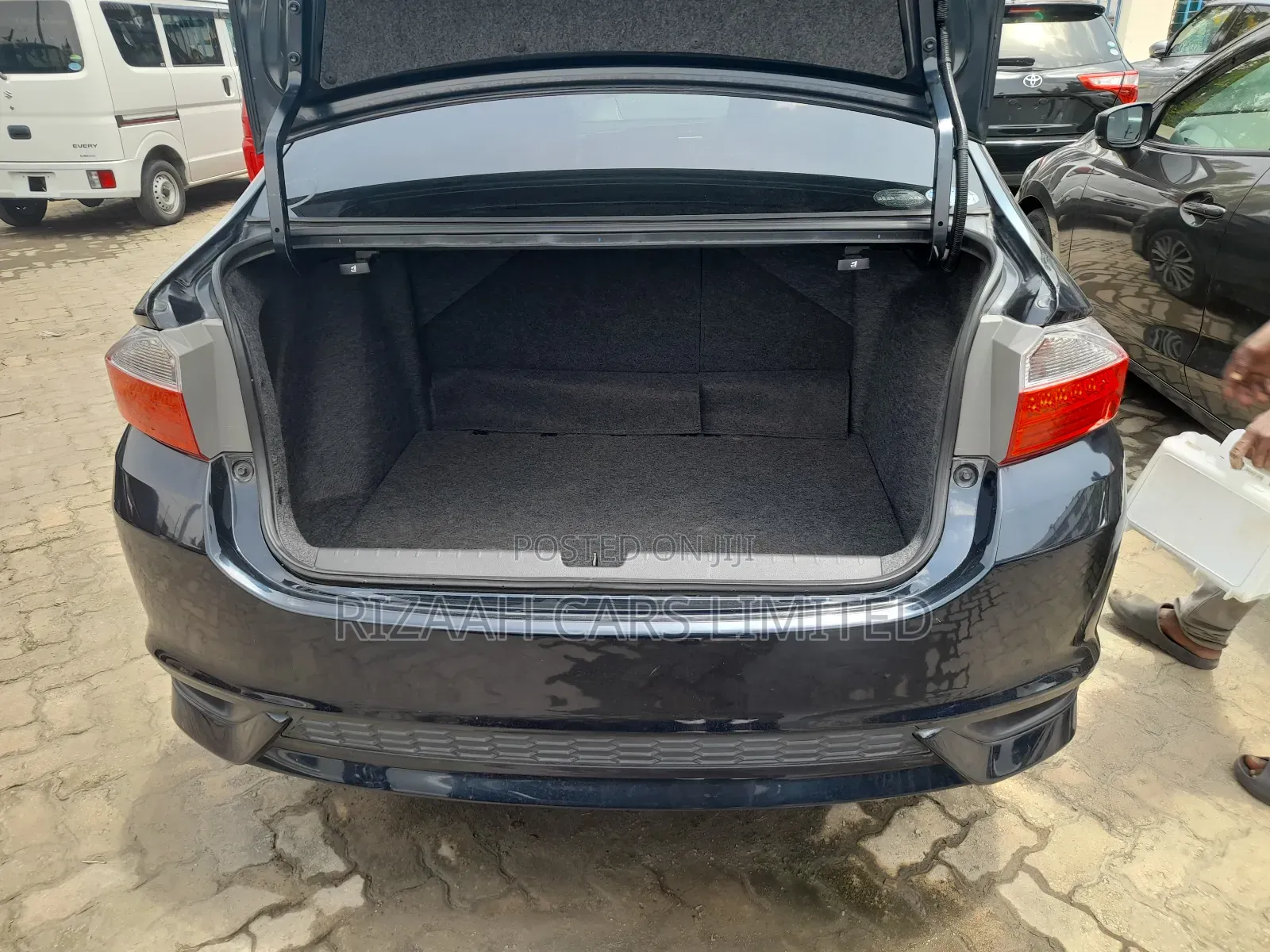 Honda Grace 1.5 Hybrid AWD 2019 Blue