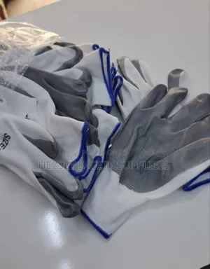 Nitrile Coated Safety Gloves