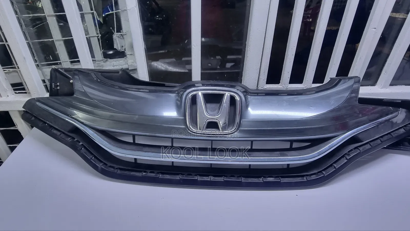 Honda Fit 2015 Glass Grille