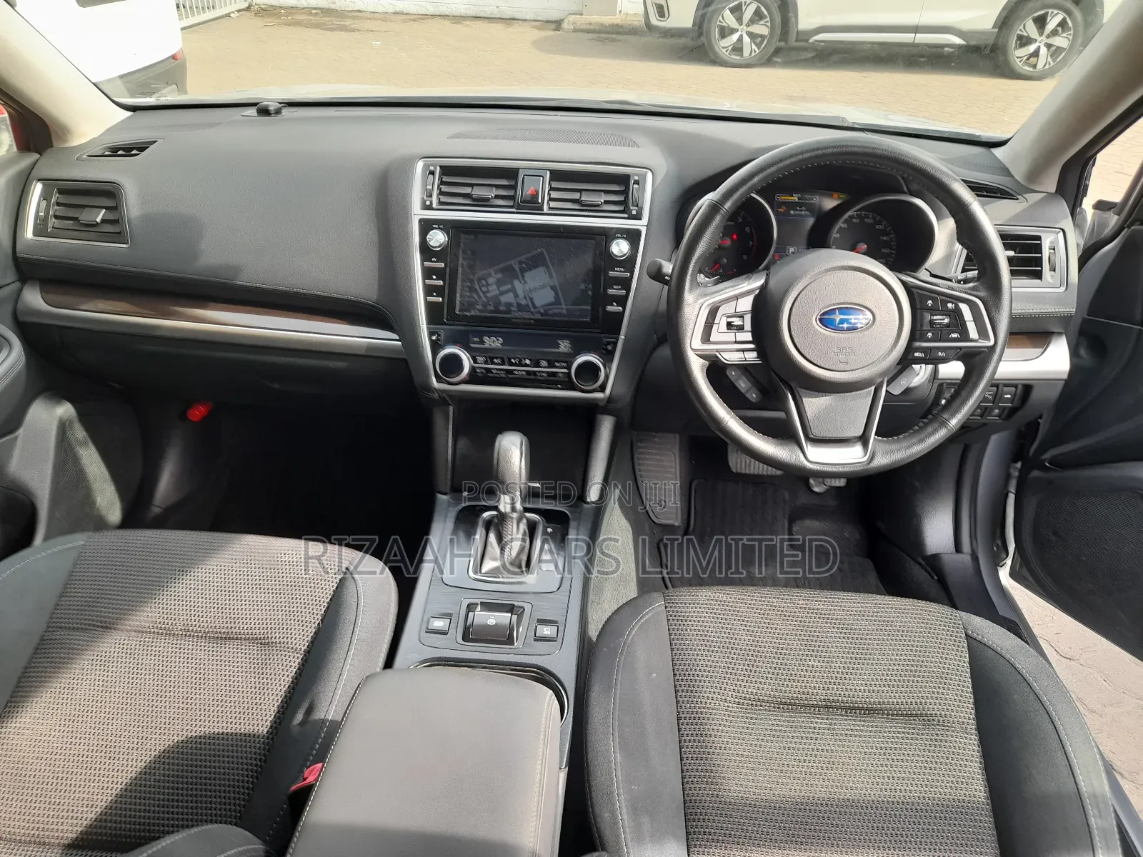 Subaru Legacy 2.5i AWD 2018 Silver