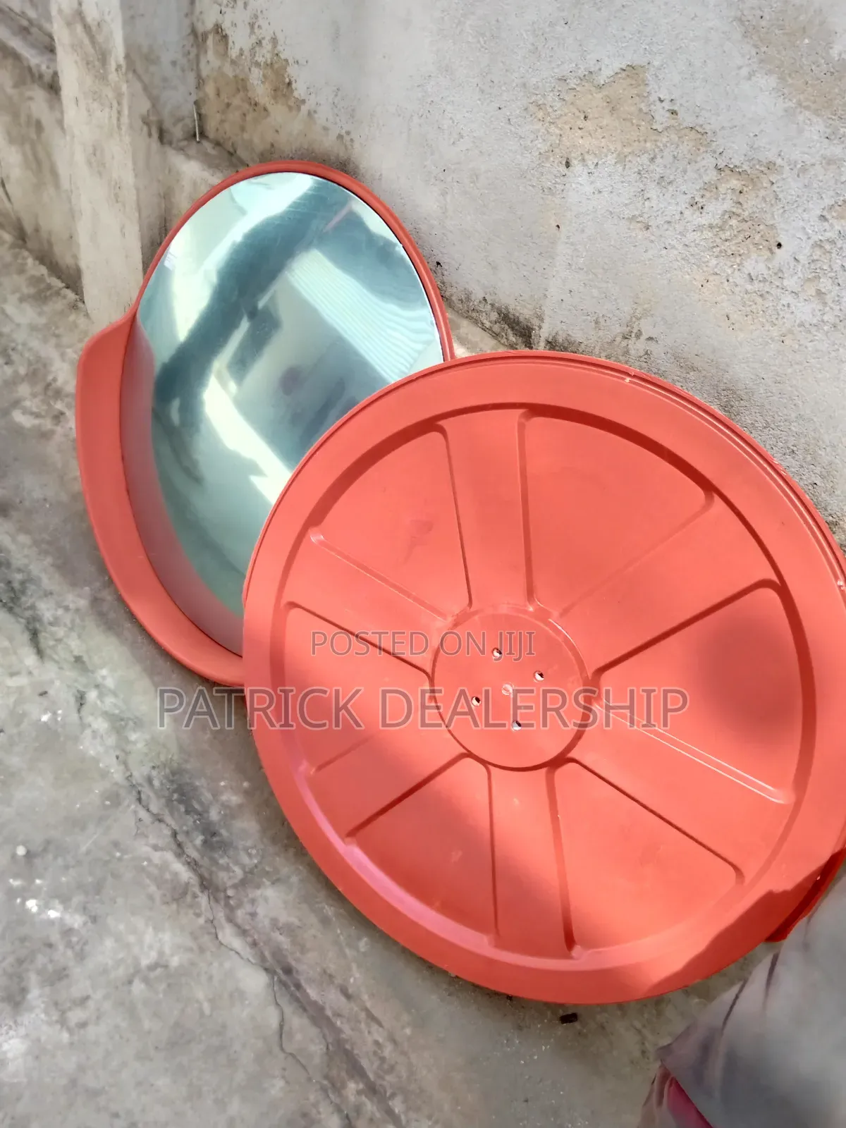 Convex Mirror