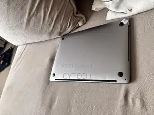 Laptop Apple MacBook Pro 16GB Intel Core i5 SSD 256GB