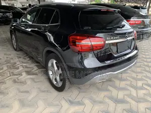 Mercedes-Benz GLA-Class 2018 Black