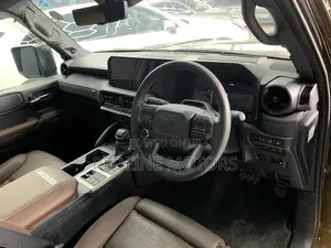 Toyota Land Cruiser Prado 2.8 2024 Black