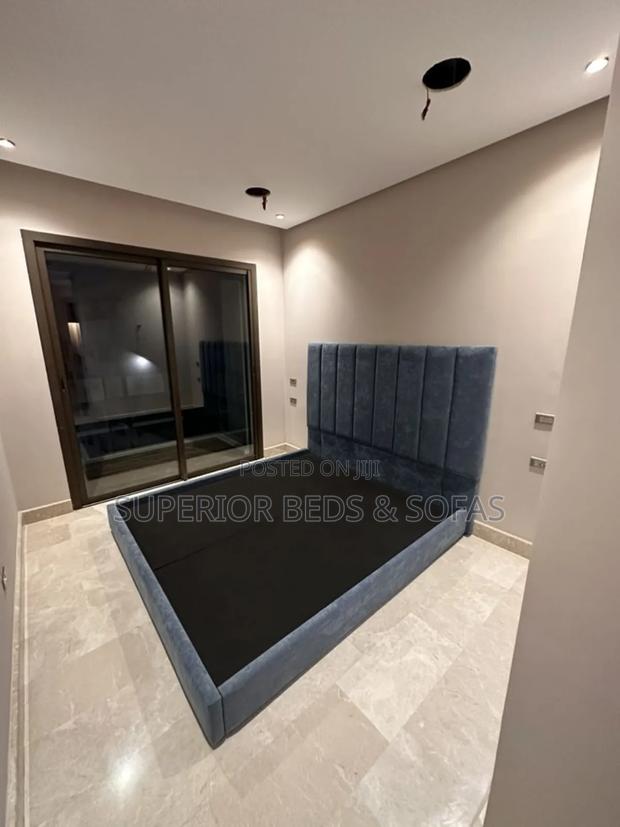 Low Base Bed Size 5 by 6. - main view