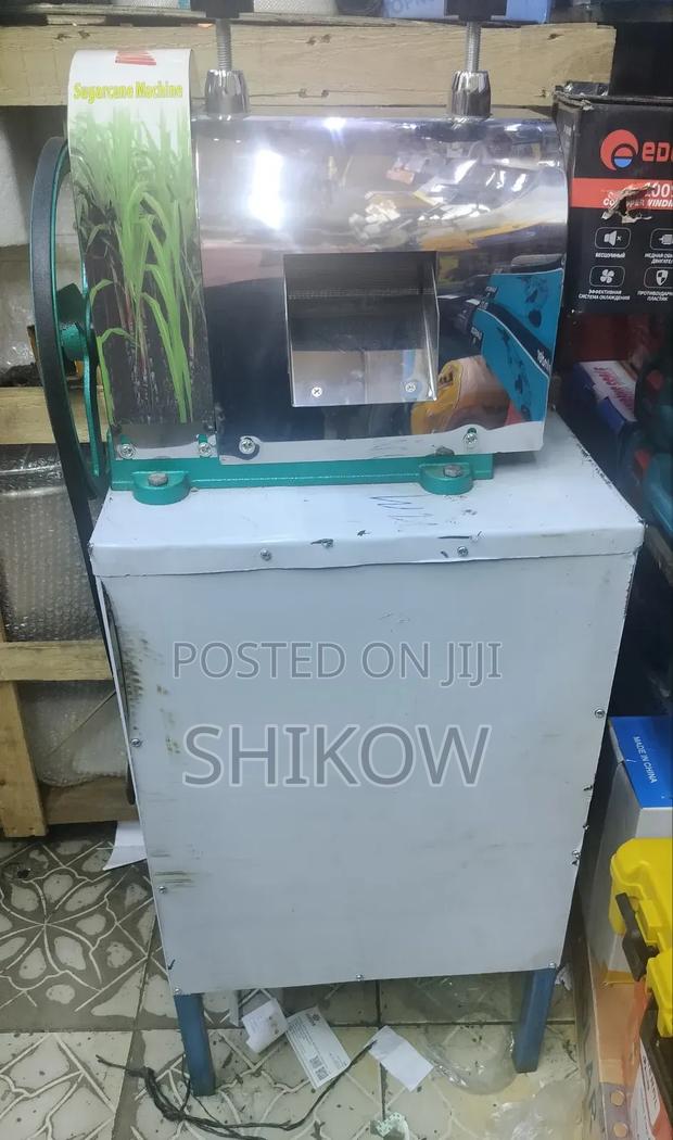 Commercial Sugarcane Juicer - main view