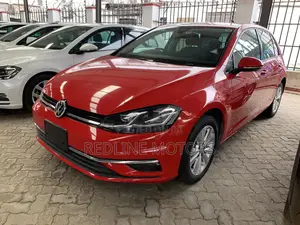 Volkswagen Golf TSI S FWD 2018 Red