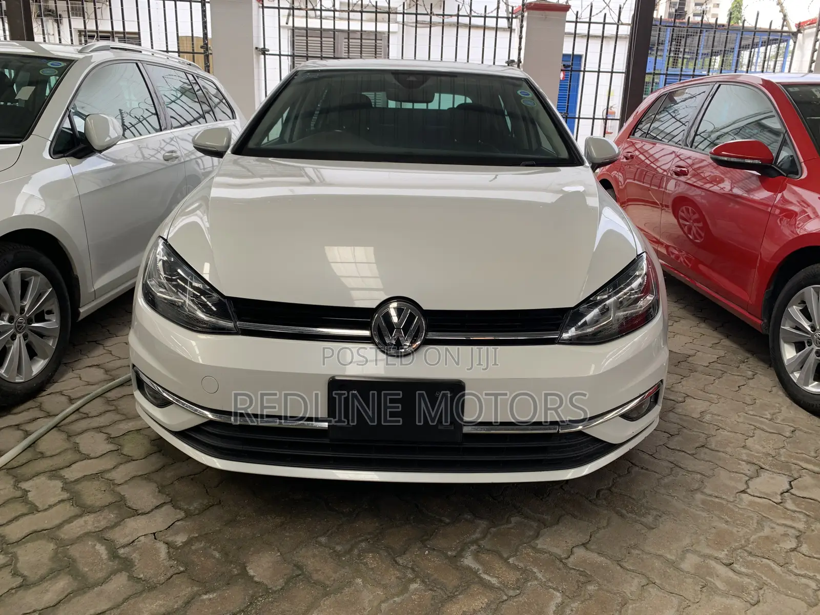 Volkswagen Golf TSI S FWD 2018 White
