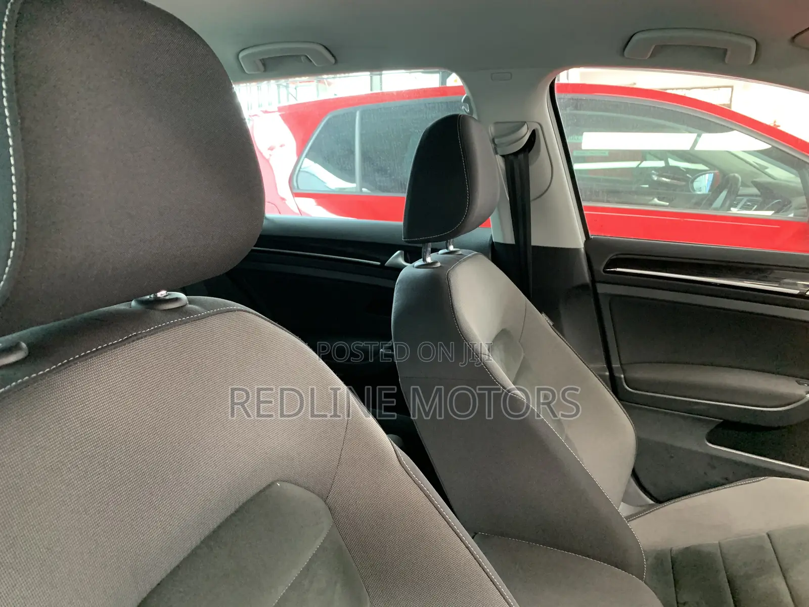 Volkswagen Golf TSI S FWD 2018 White
