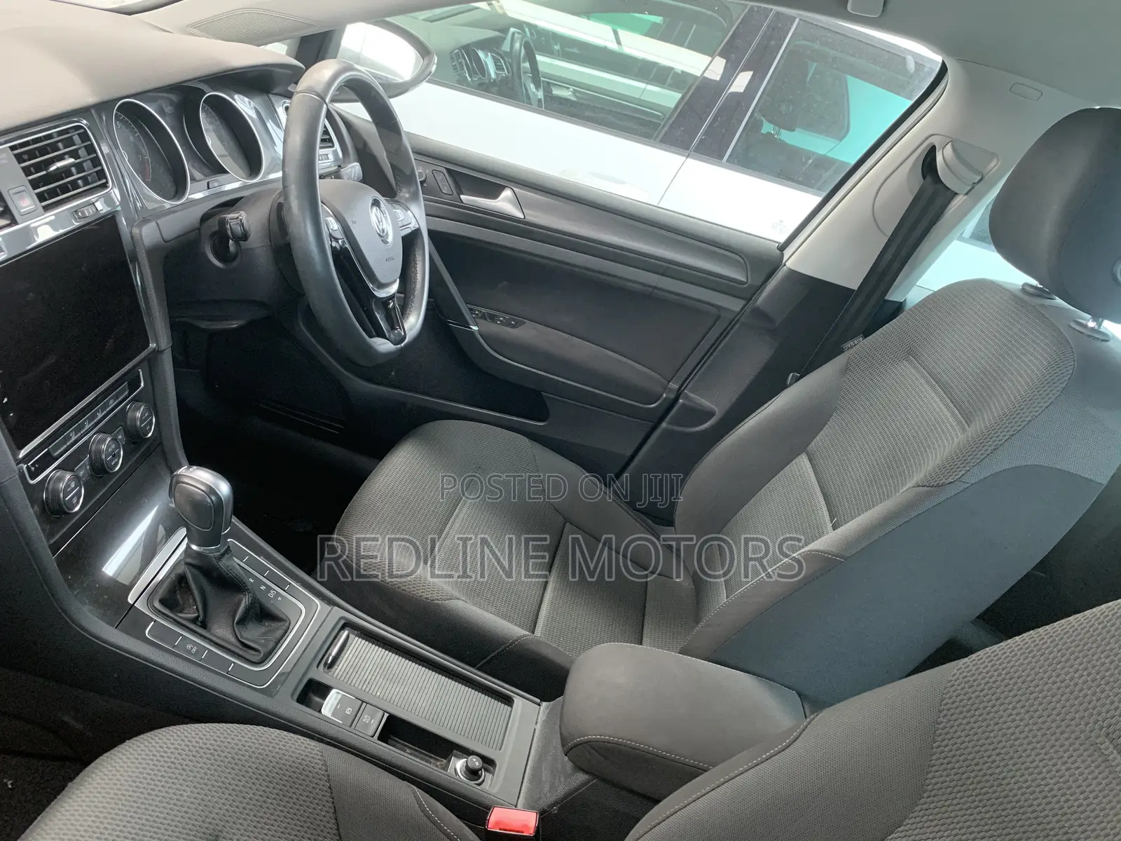 Volkswagen Golf Variant 2018 White