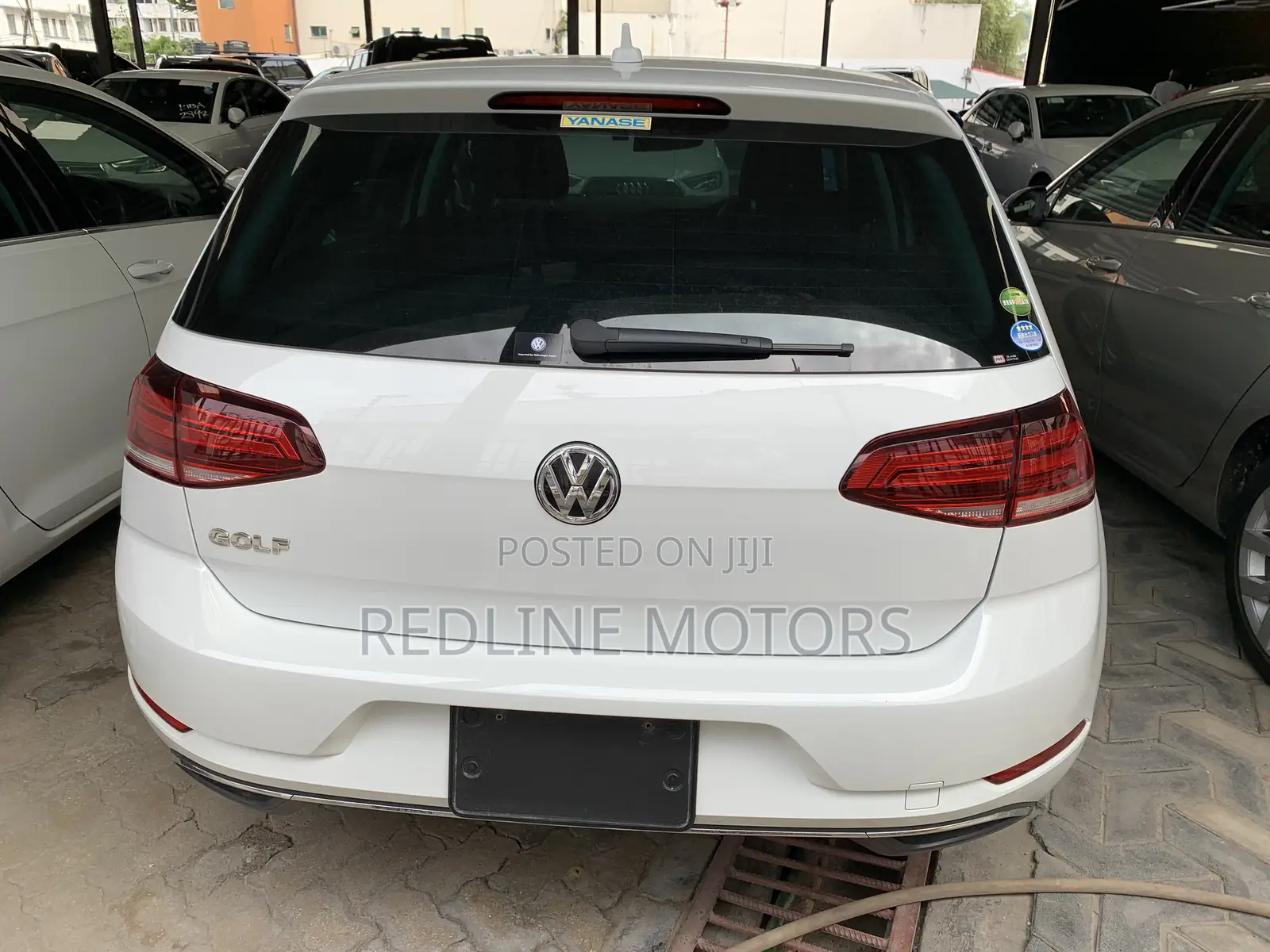 Volkswagen Golf TSI SE FWD 2018 Off white