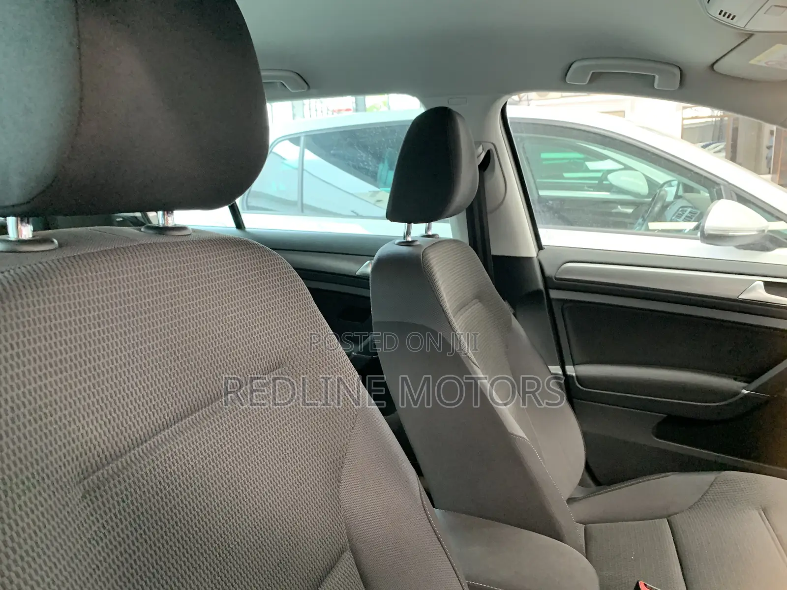 Volkswagen Golf TSI S FWD 2018 Silver