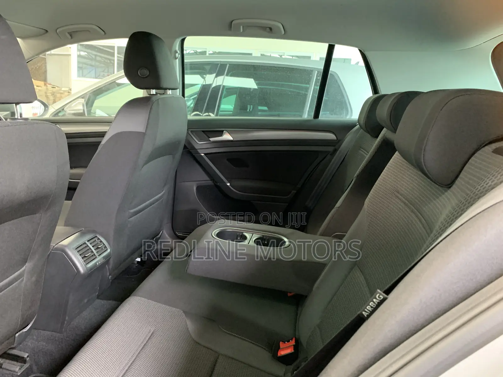 Volkswagen Golf TSI S FWD 2018 Silver