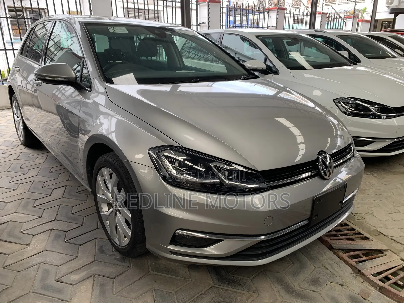 Volkswagen Golf TSI S FWD 2018 Silver