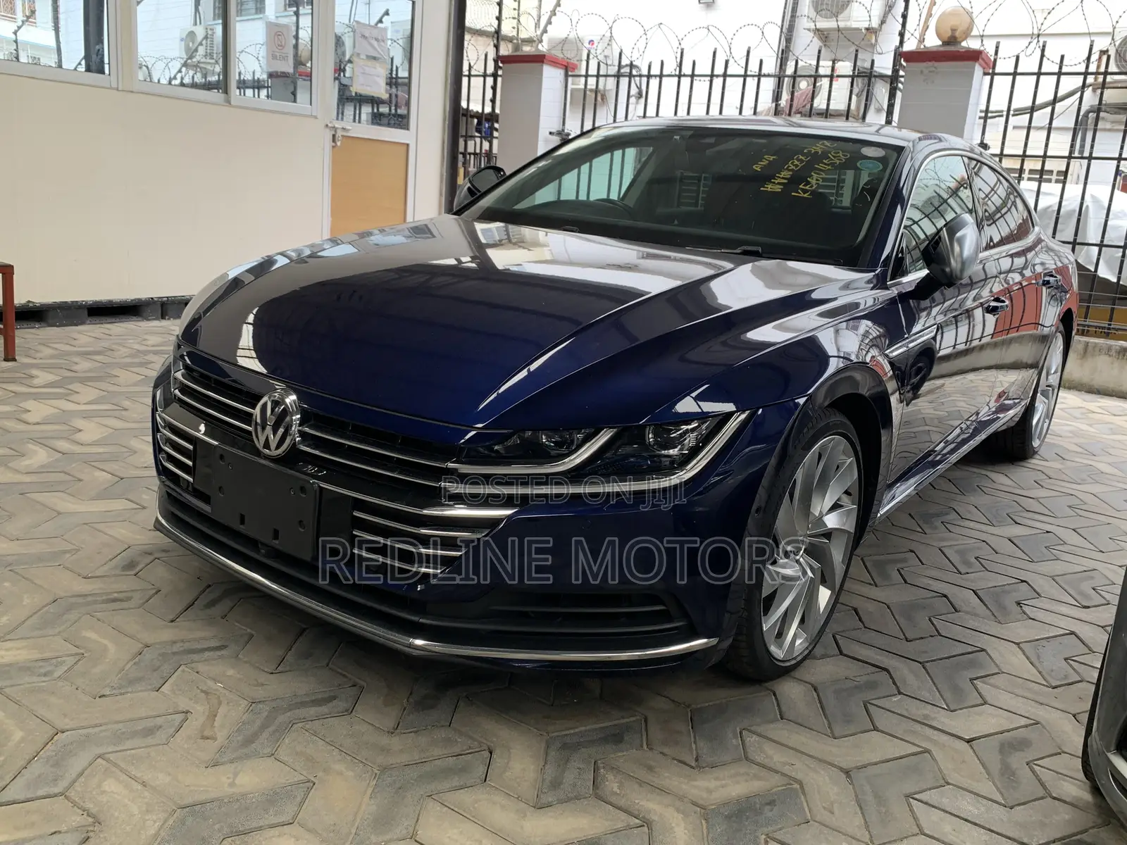 Volkswagen Arteon 2.0T SE R-Line w/19 AWD 4MOTION 2019 Blue
