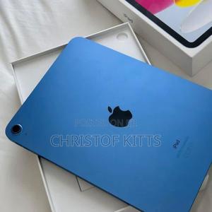 Apple iPad (2025) 128 GB Blue - main view