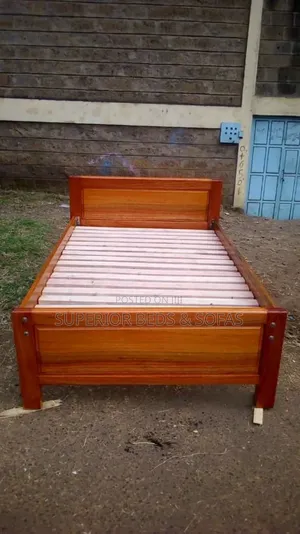 Slat Panel Wooden Mahogany Bed Size 4 by 6