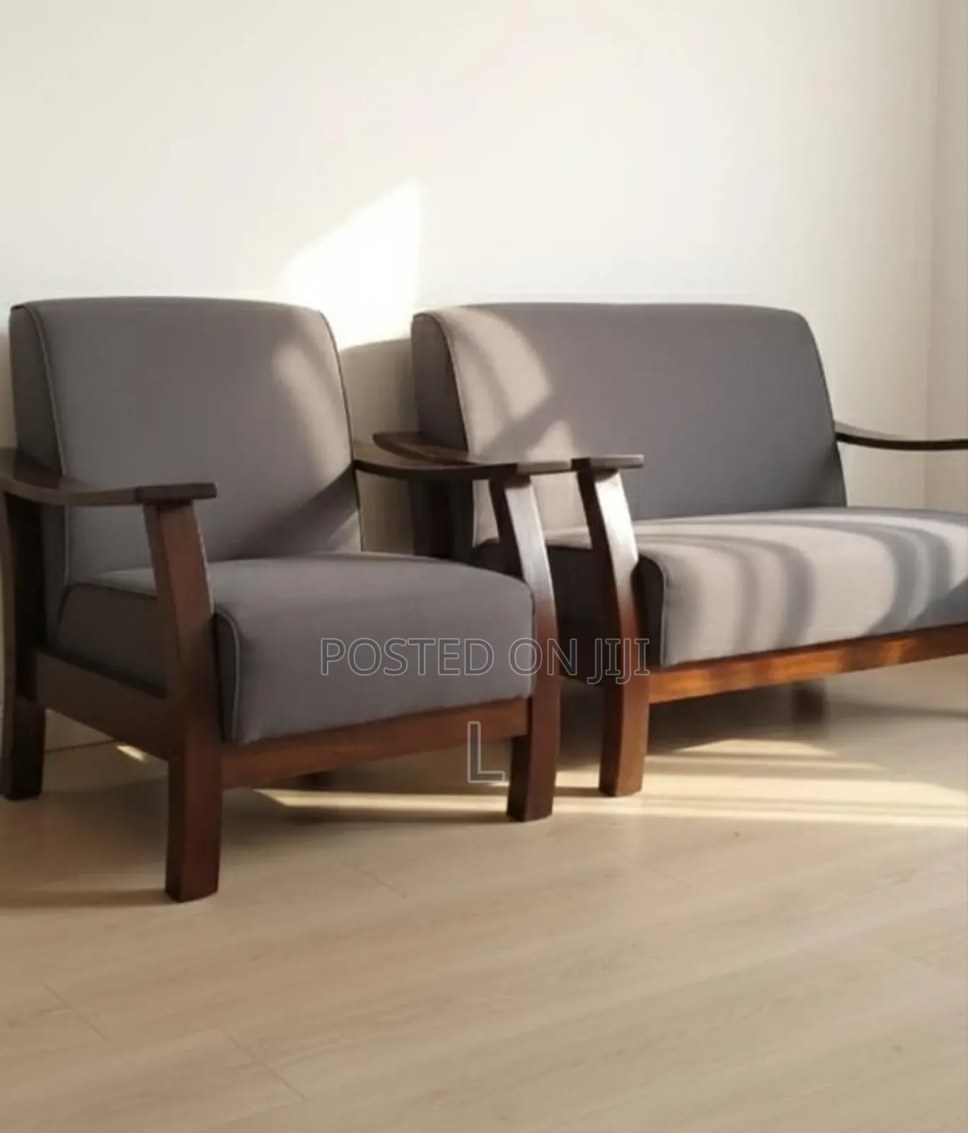 3 +1 Seater Hardwood Couch/Sofa Set