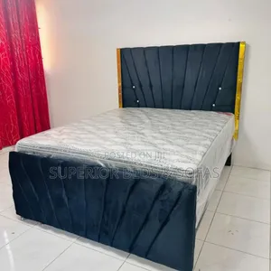 Black Tufted Upholstered Bed Size 5 by 6