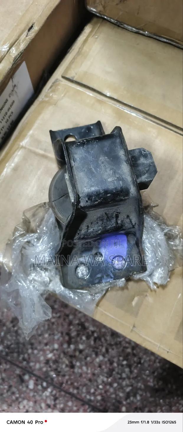 Nissan Tiida Engine Mounting - thumbnail 3