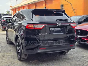 Toyota Harrier 2.0 2019 Black