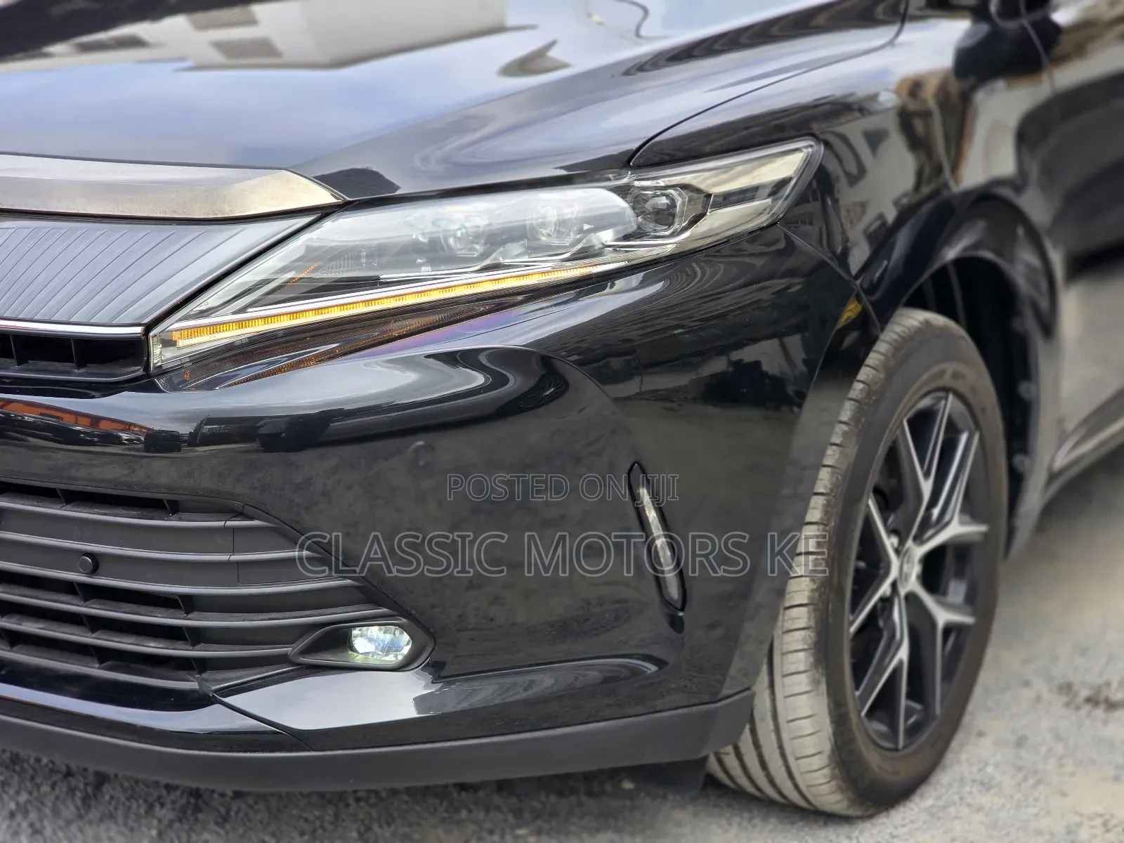Toyota Harrier 2.0 2019 Black