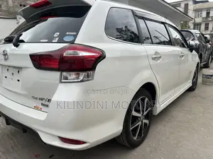 Toyota Corolla Fielder 2019 White