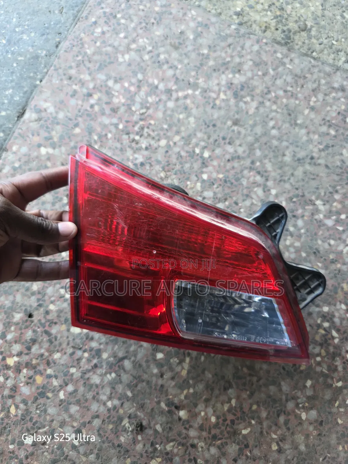 Subaru Br9 Outback Legacy Tail Light