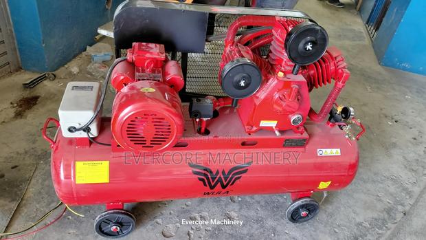 Heavy Duty 200l Single Phase 10hp Air Compressor With 12.5bar Output.